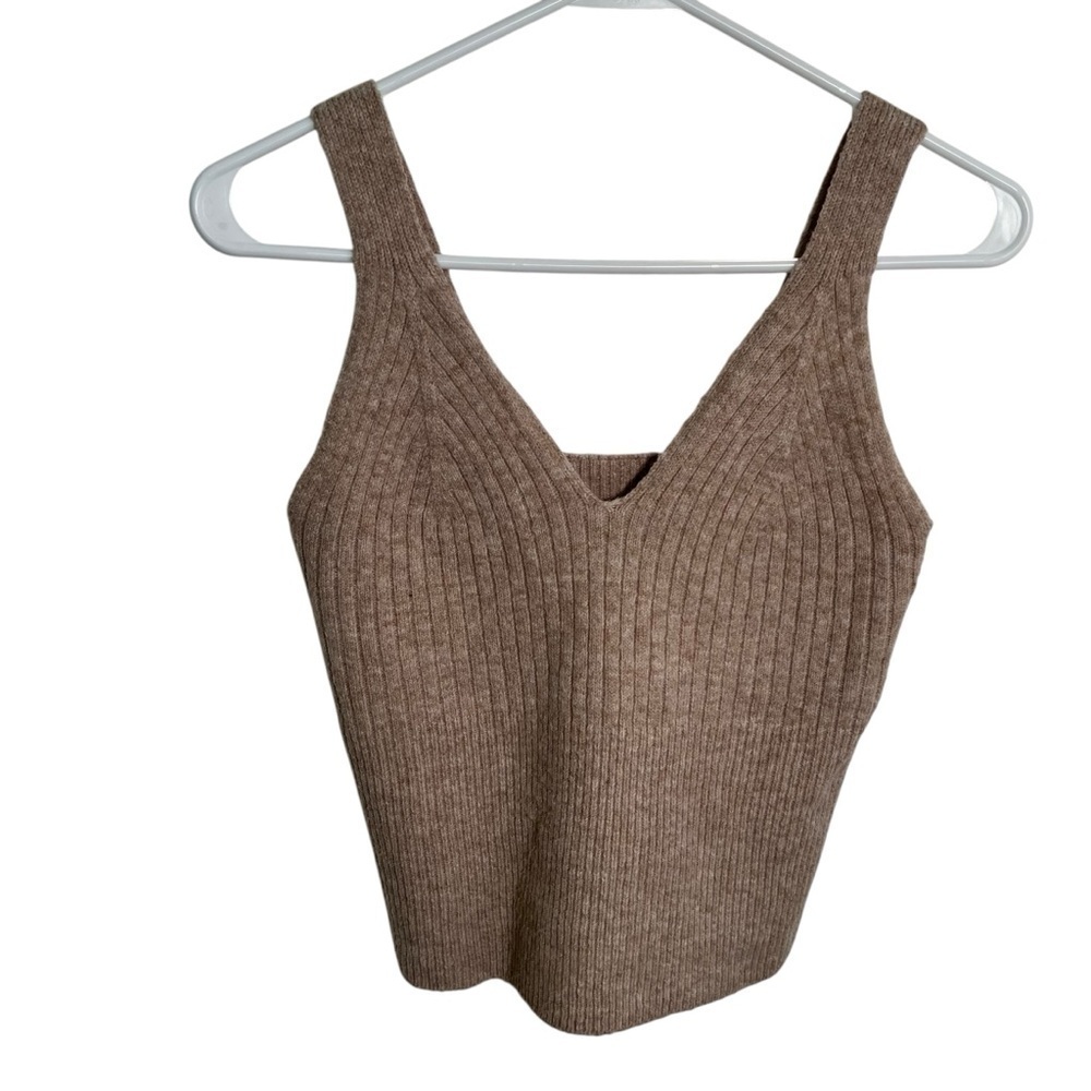 Lozere Women's V-Neck‎ Knit Tank Top Beige Tan Ribbed Stretch Contrasting Knit